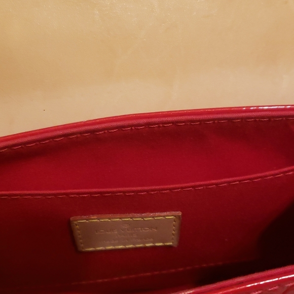 Louis Vuitton small bag - Picture 8 of 9